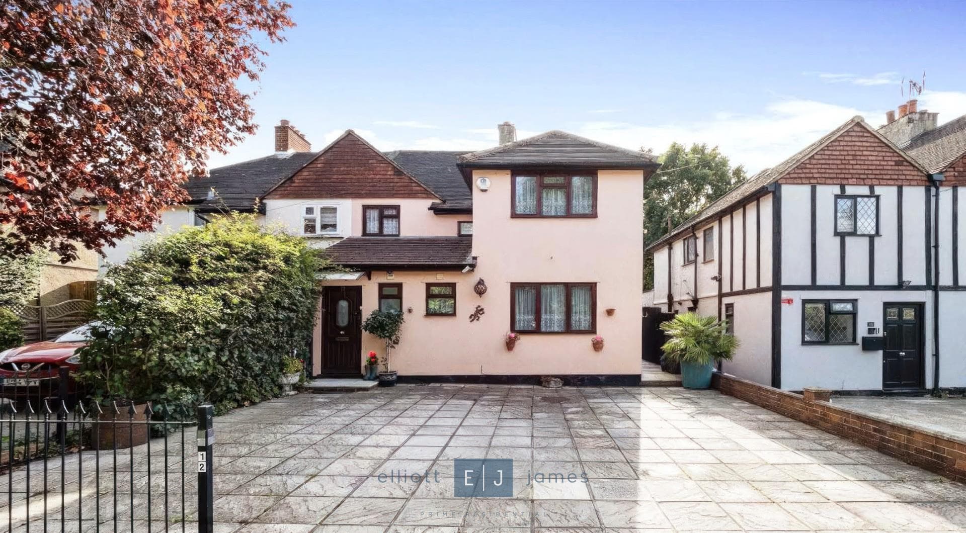 Forest Terrace, High Road, Chigwell