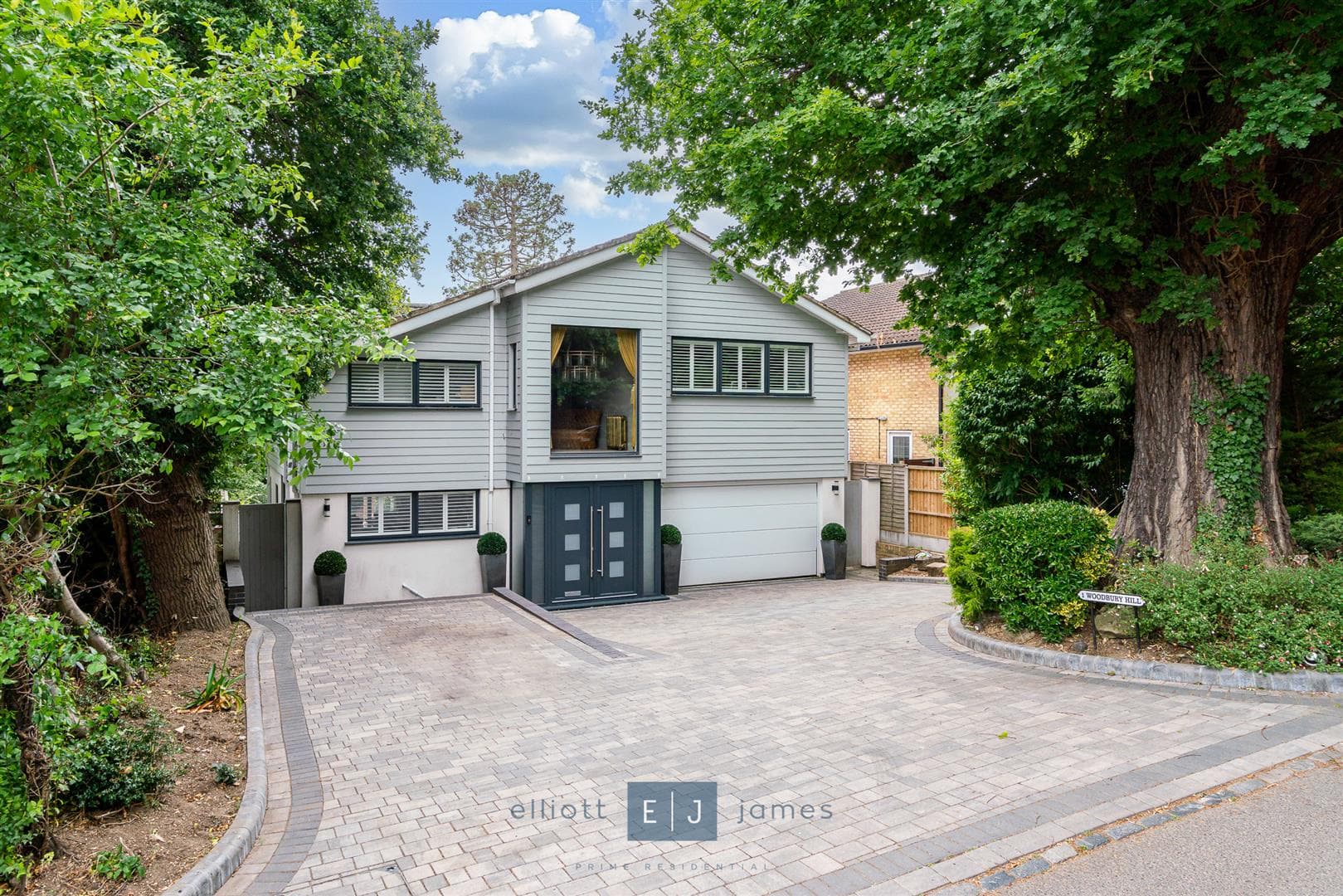 Woodbury Hill, Loughton