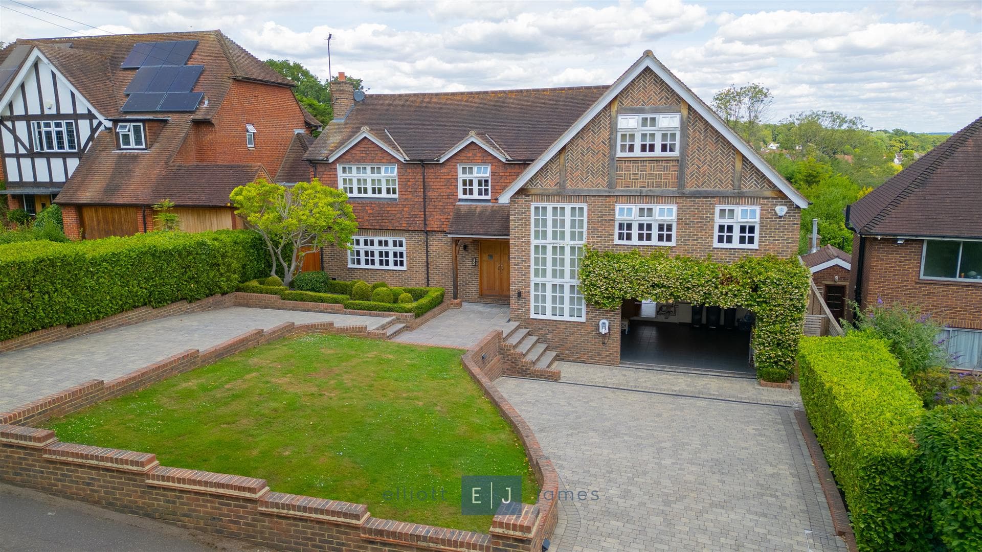 St. Johns Road, Loughton