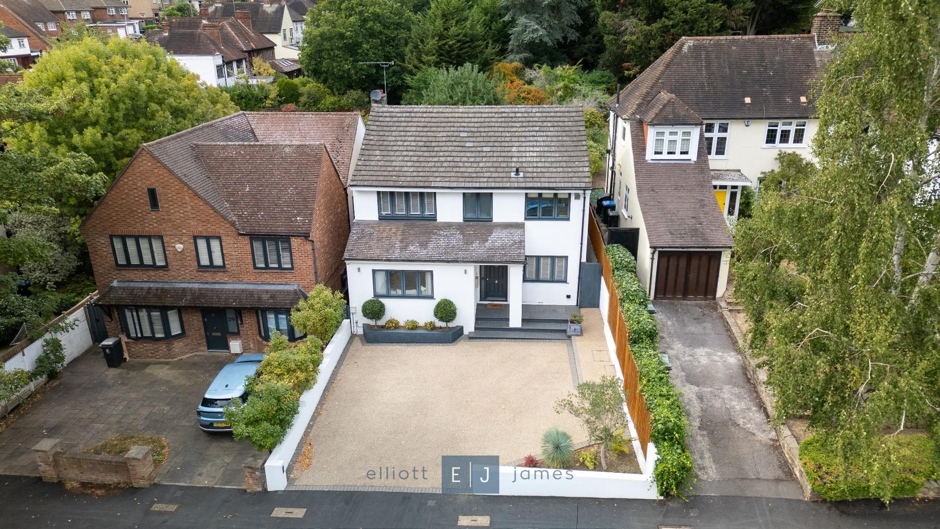 Russell Road, Buckhurst Hill