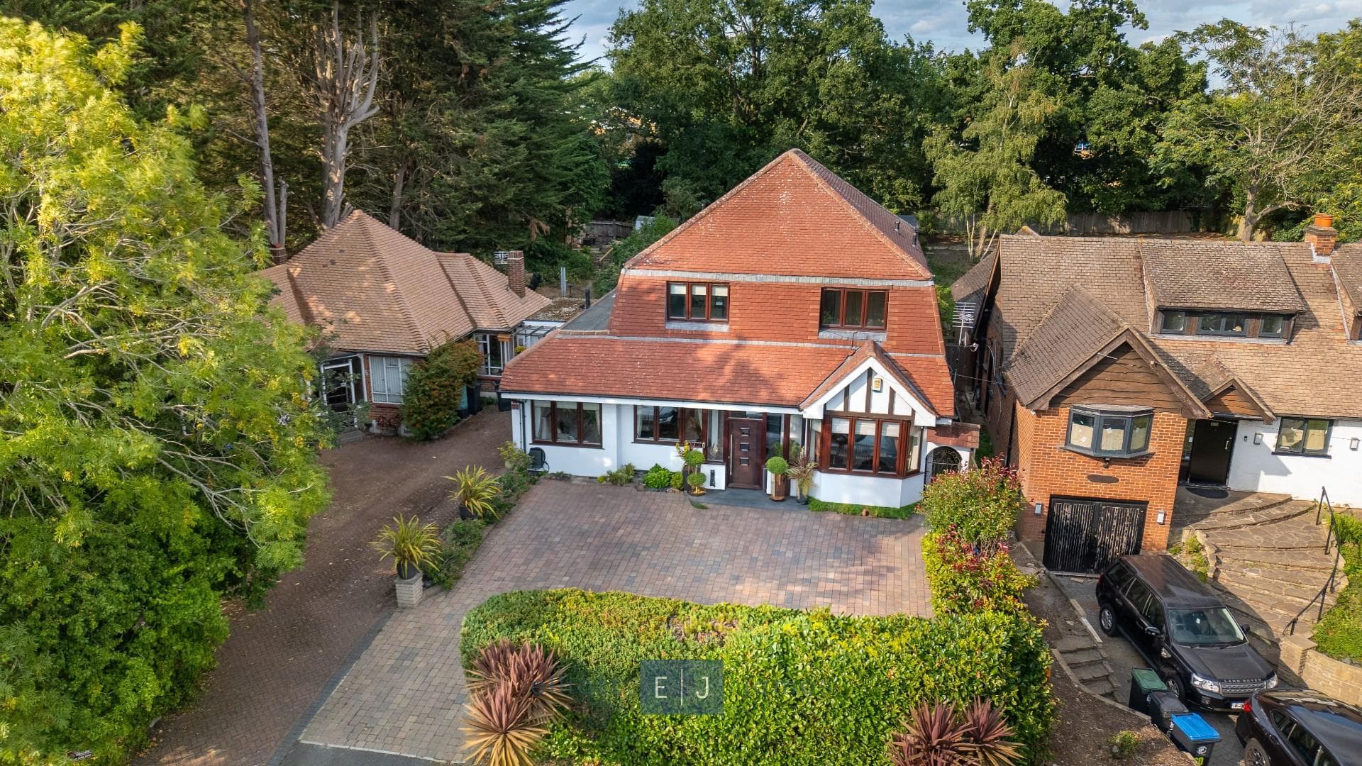 Traps Hill, Loughton