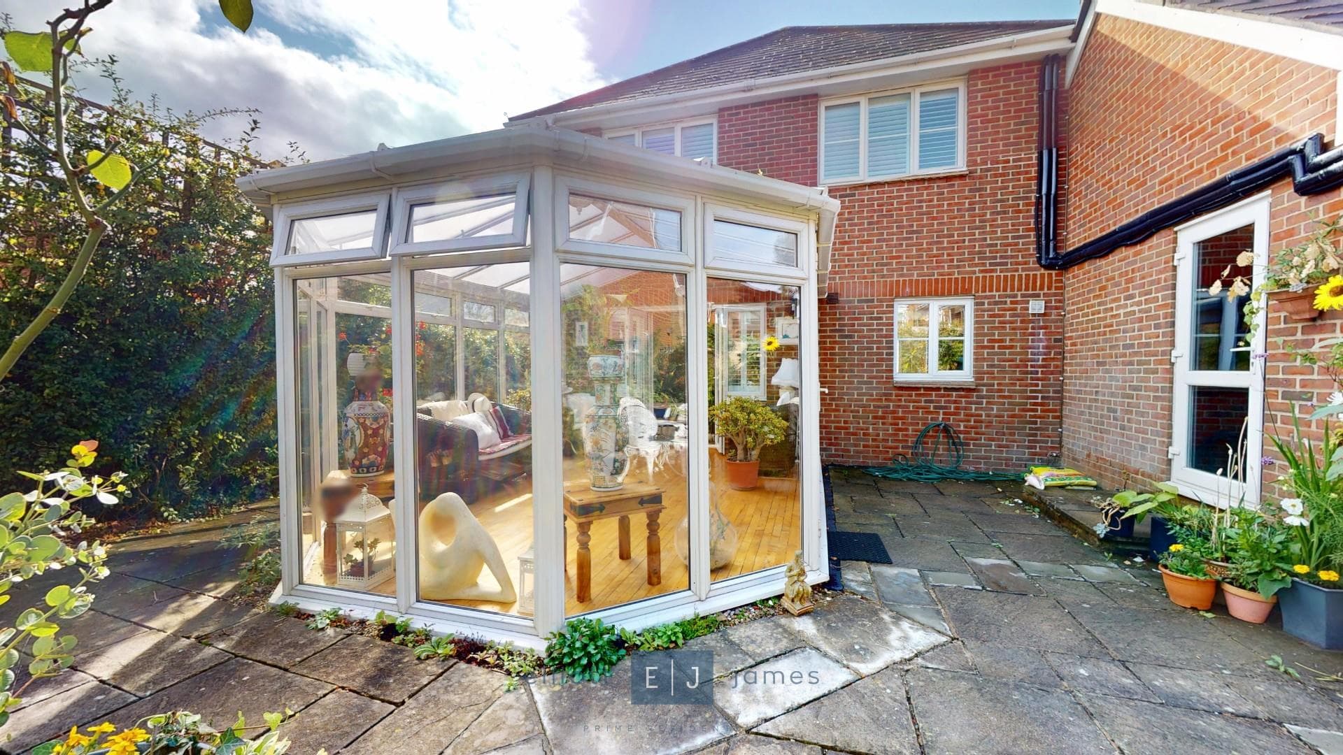 St. Nicholas Place, Loughton