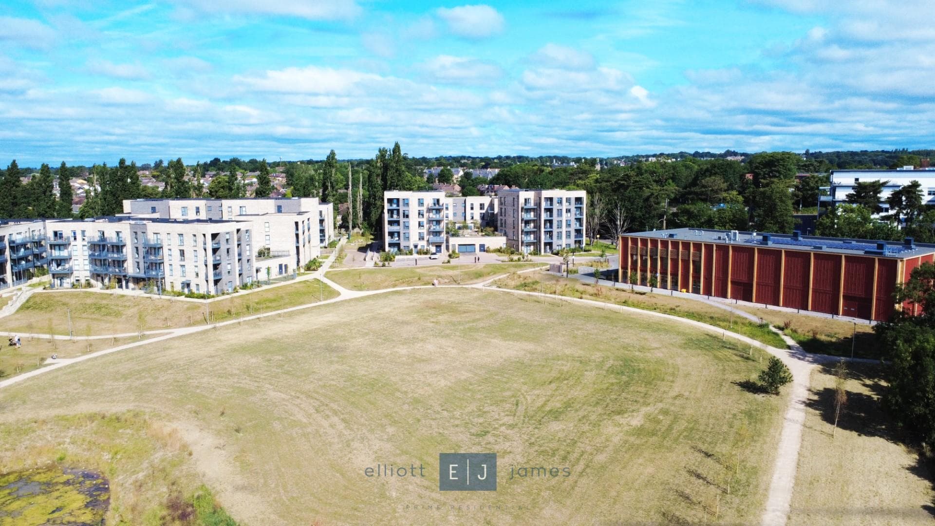 Luctons Close, Loughton