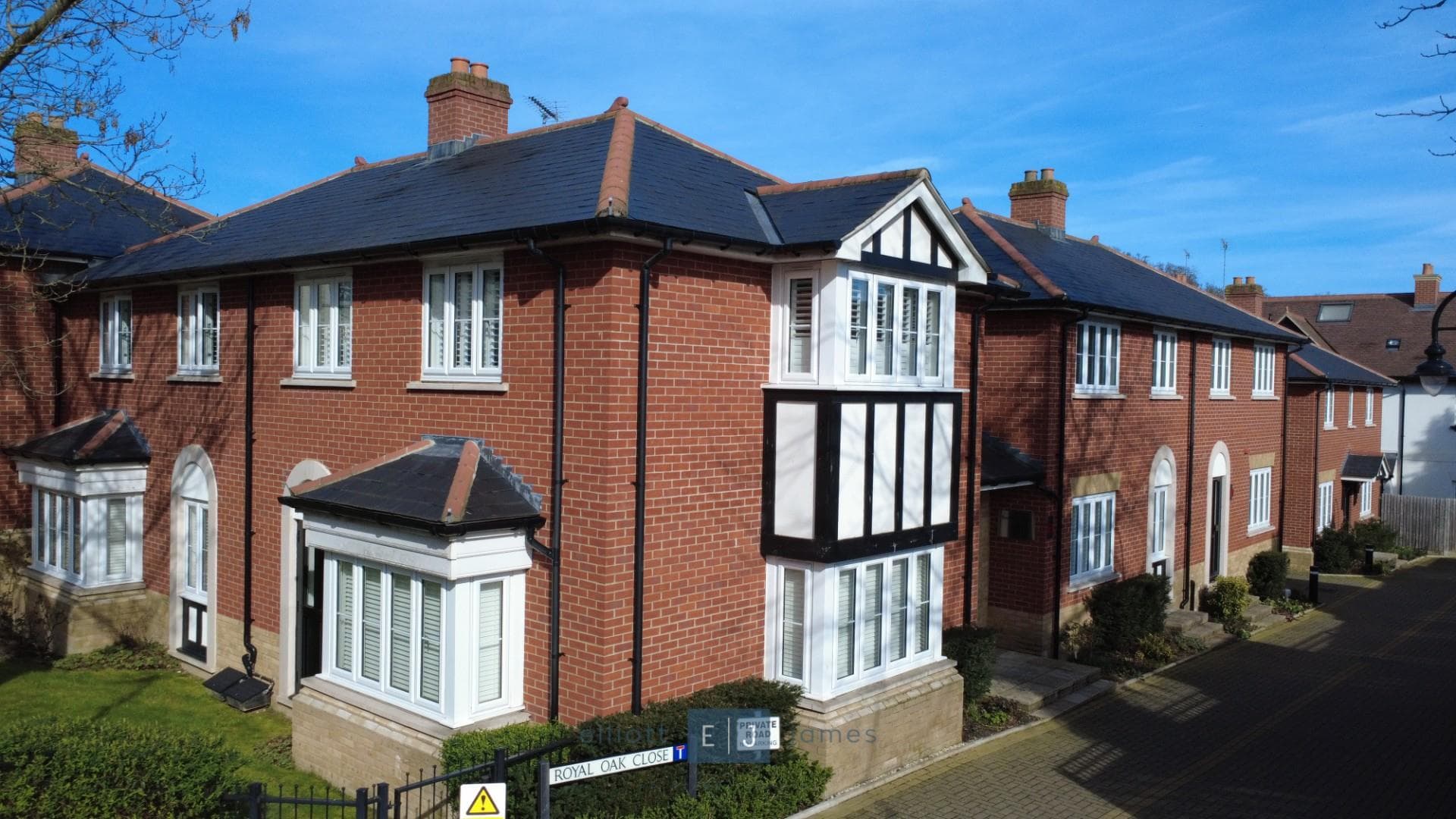 Royal Oak Close, Loughton