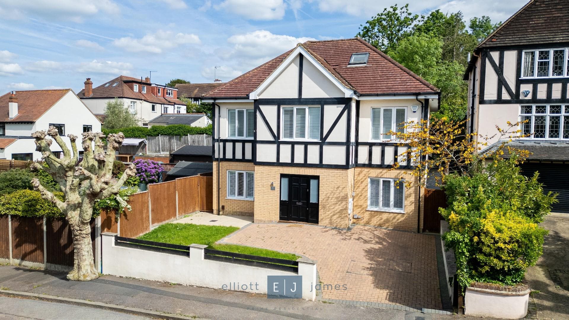 Summerfield Road, Loughton