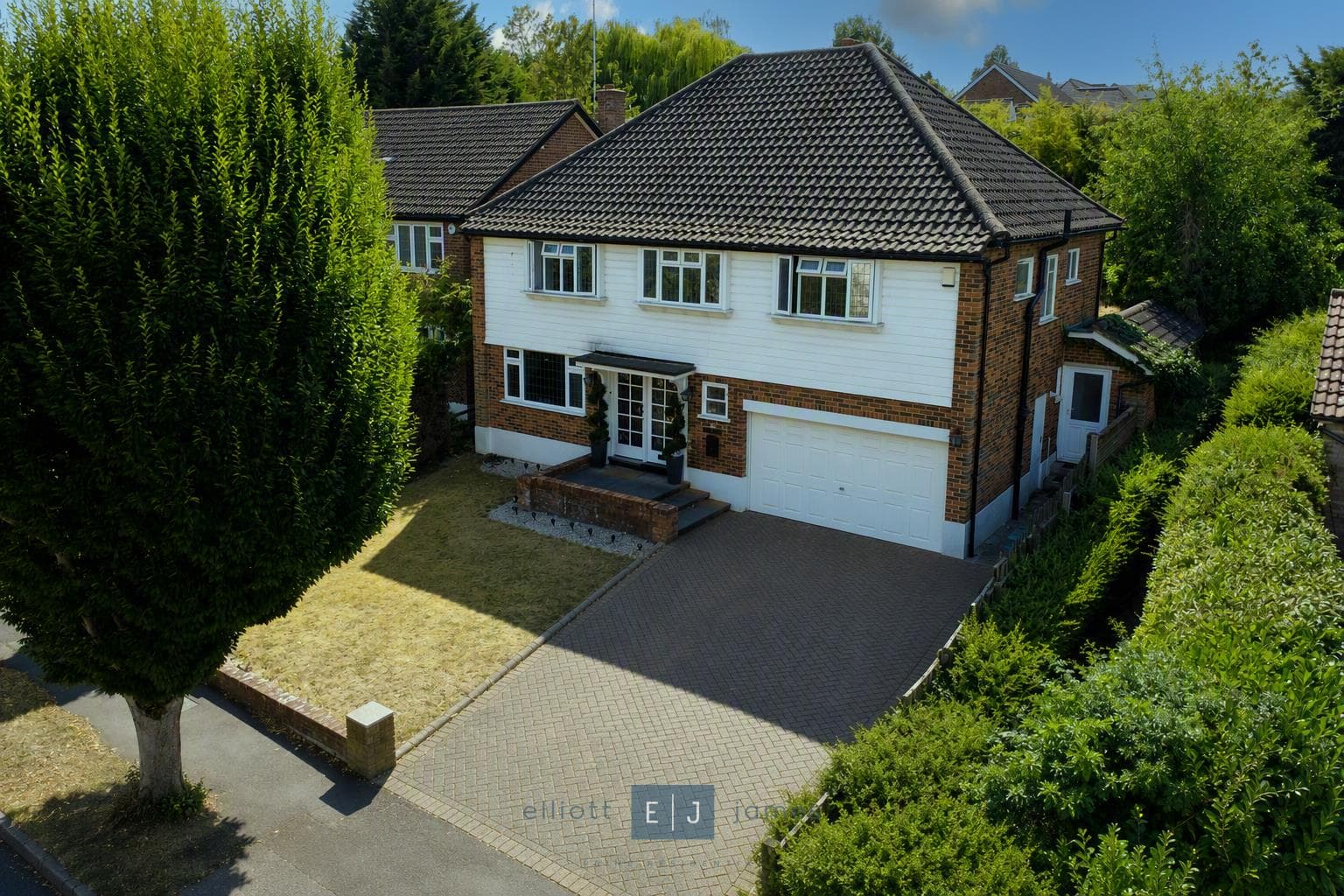 Stanmore Way, Loughton