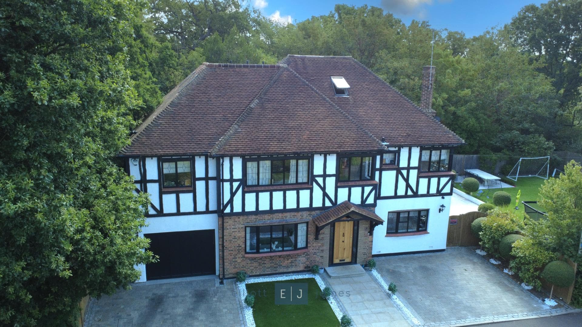 Woodland Close, Woodford Green